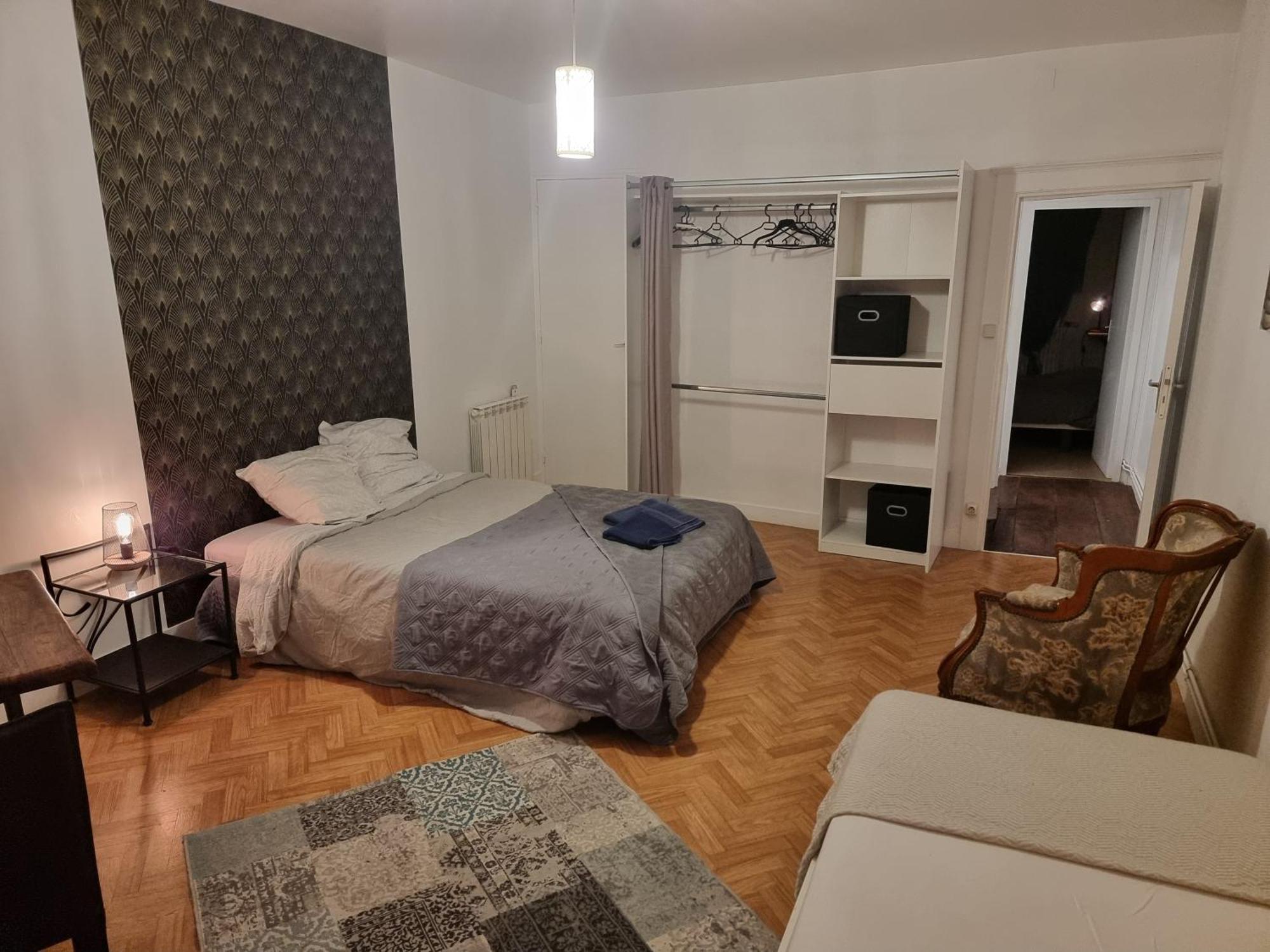 Gite Pour Professionnels En Deplacement - Centre Ville - Parking Gratuit Bellac Exteriör bild